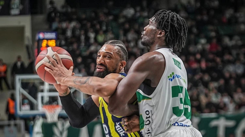 Fenerbahçe Beko, Bursa'da mağlup!